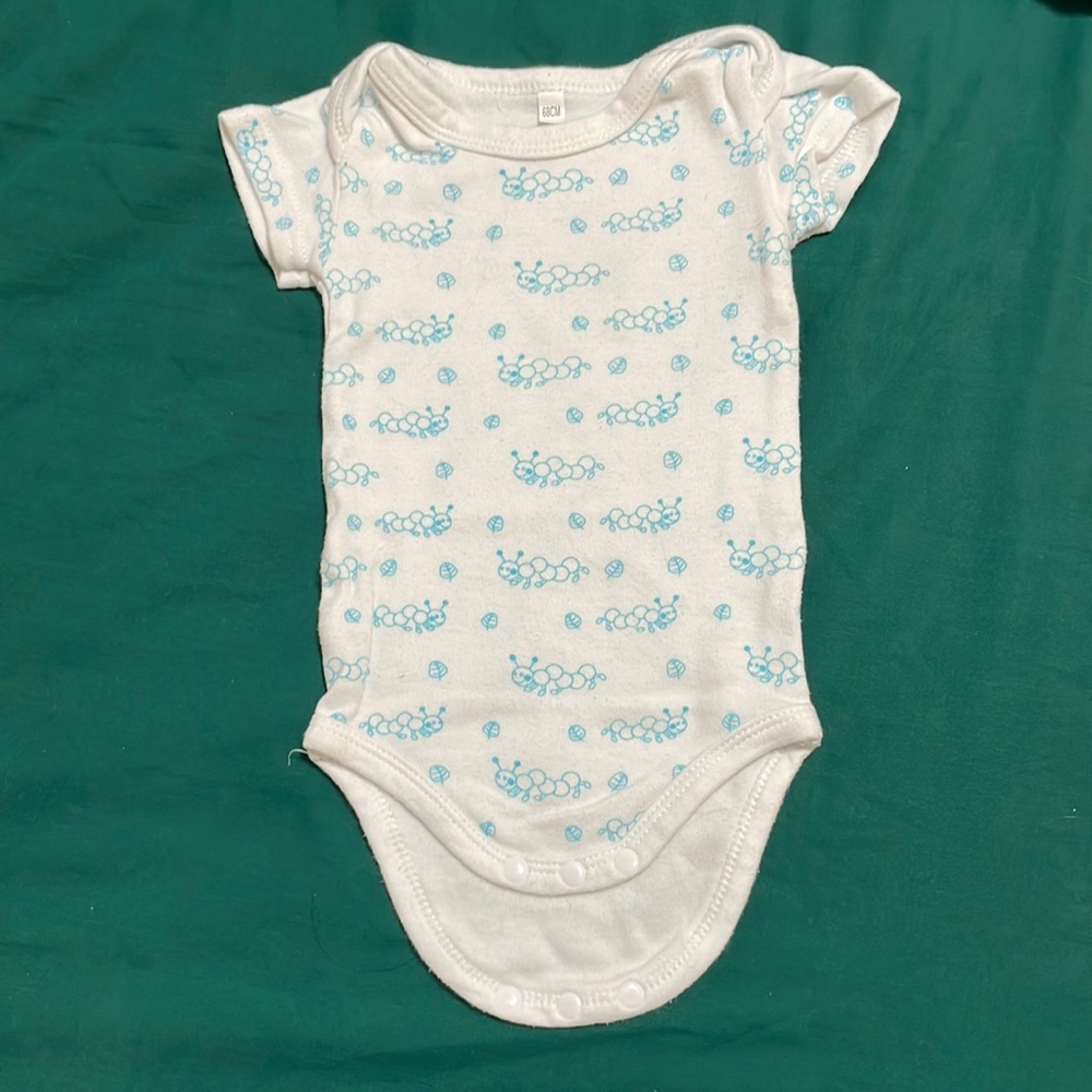 Baby bodysuit